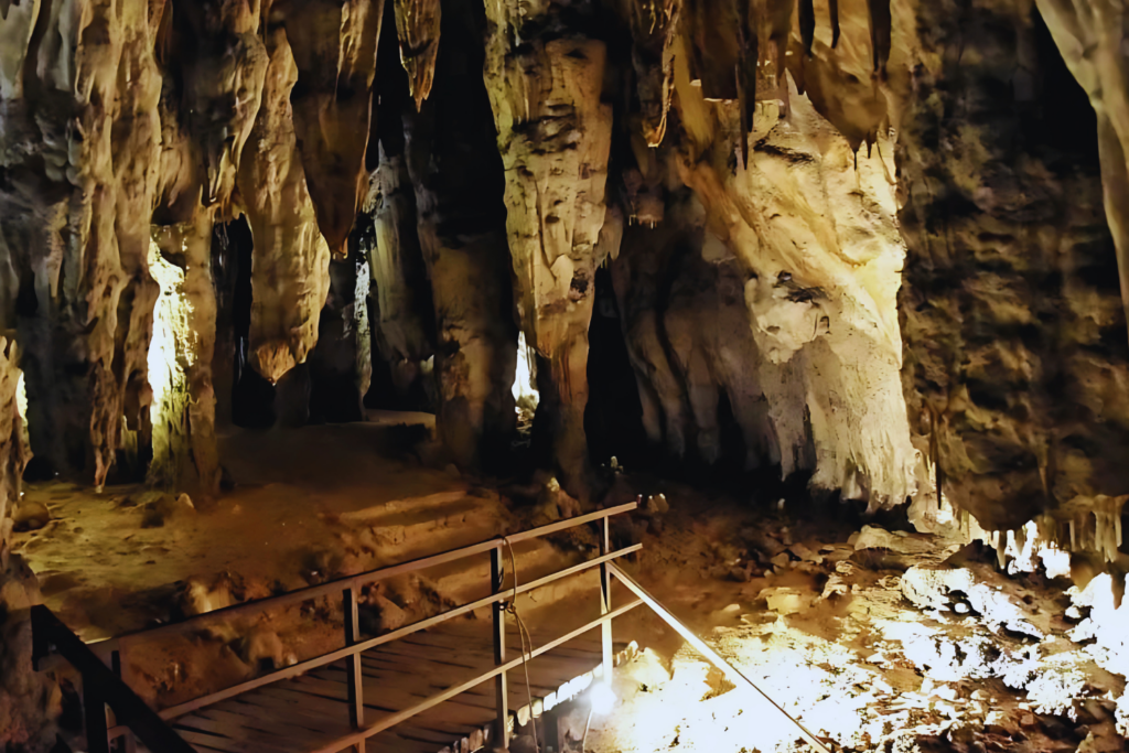 Barac caves, near Plitice lakes, attraction, nature, cave, dark, muted colors