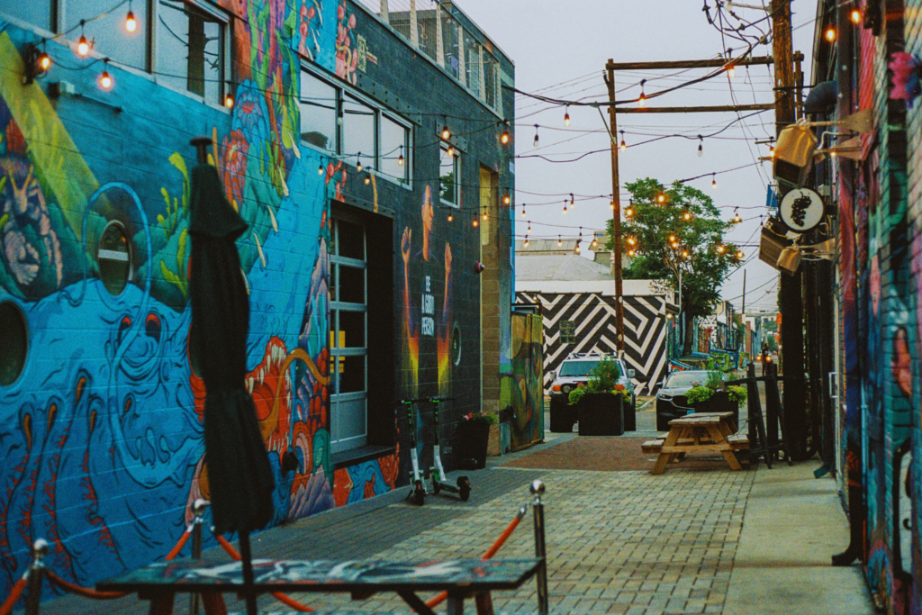 art on walls, Denver, colorful, blue, green, street